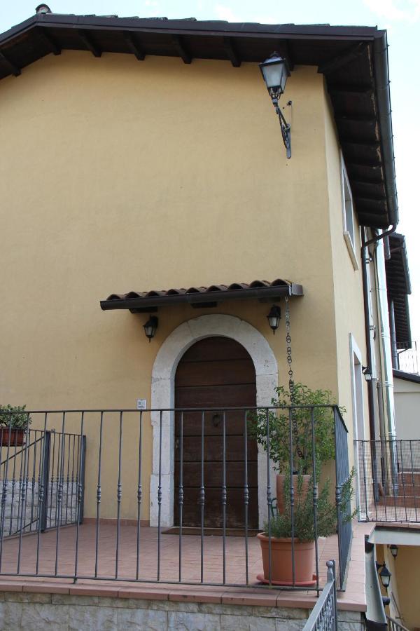 Il Pagliarello Di Villa San Giovanni San Demetrio ne' Vestini Eksteriør bilde